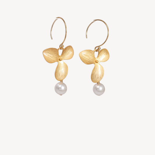 Orchid Pearl Earrings