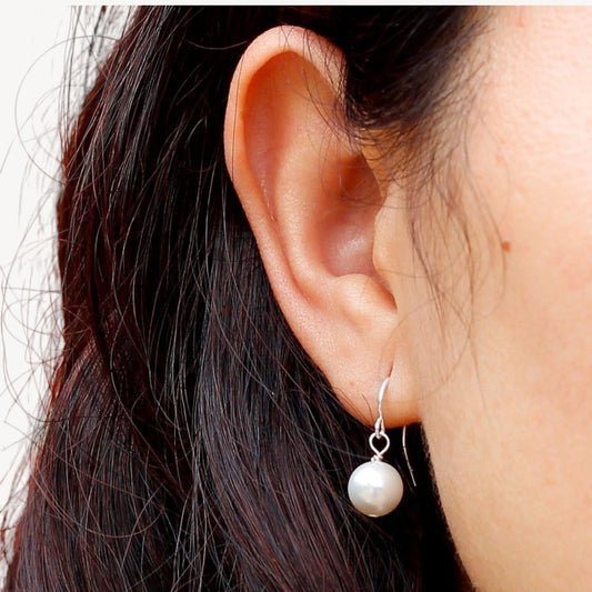 Dainty Pearl Earrings