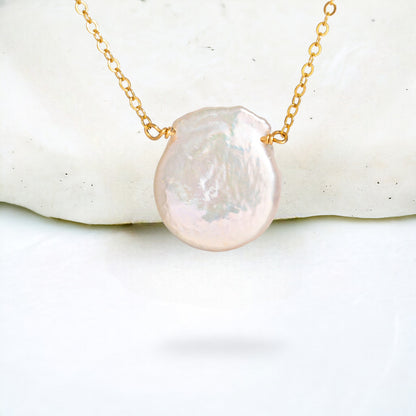 Dainty Freshwater Pearl Pendant Necklace