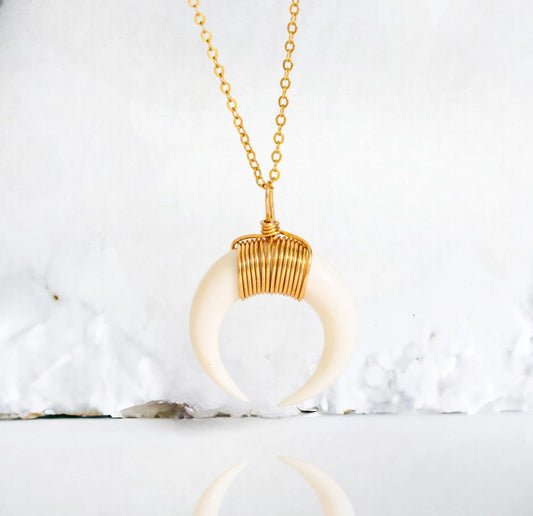 Horn Tusk Necklace