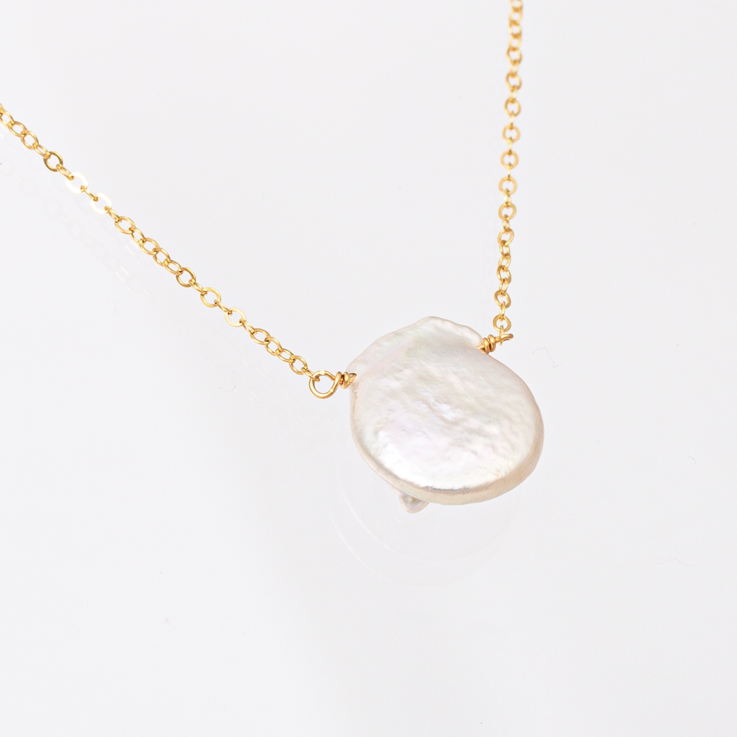 Dainty Freshwater Pearl Pendant Necklace