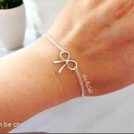 Bow Bracelet