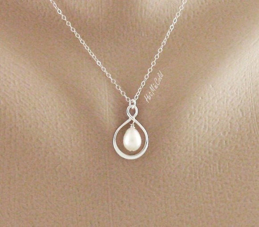 Infinity Pearl Necklace